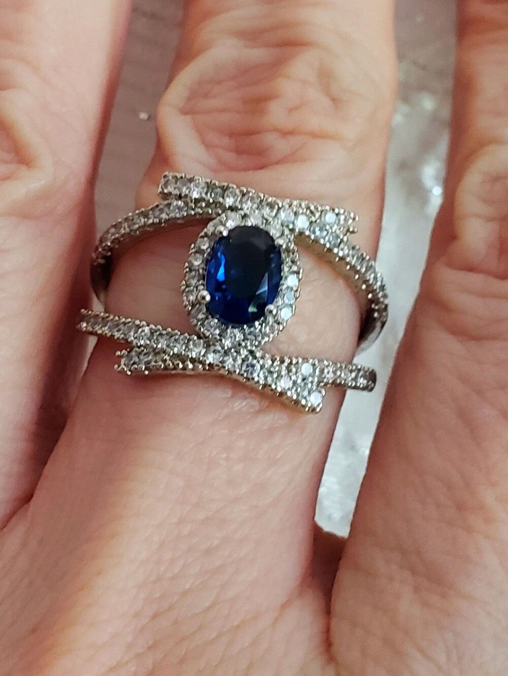 NEW Sterling Sapphire Blue Sz 8.5, Large Oval Center Stone, Pavé Highway Band